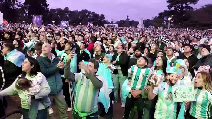 News video: Buenos Aires feiert: Argentinien steht im WM-Finale